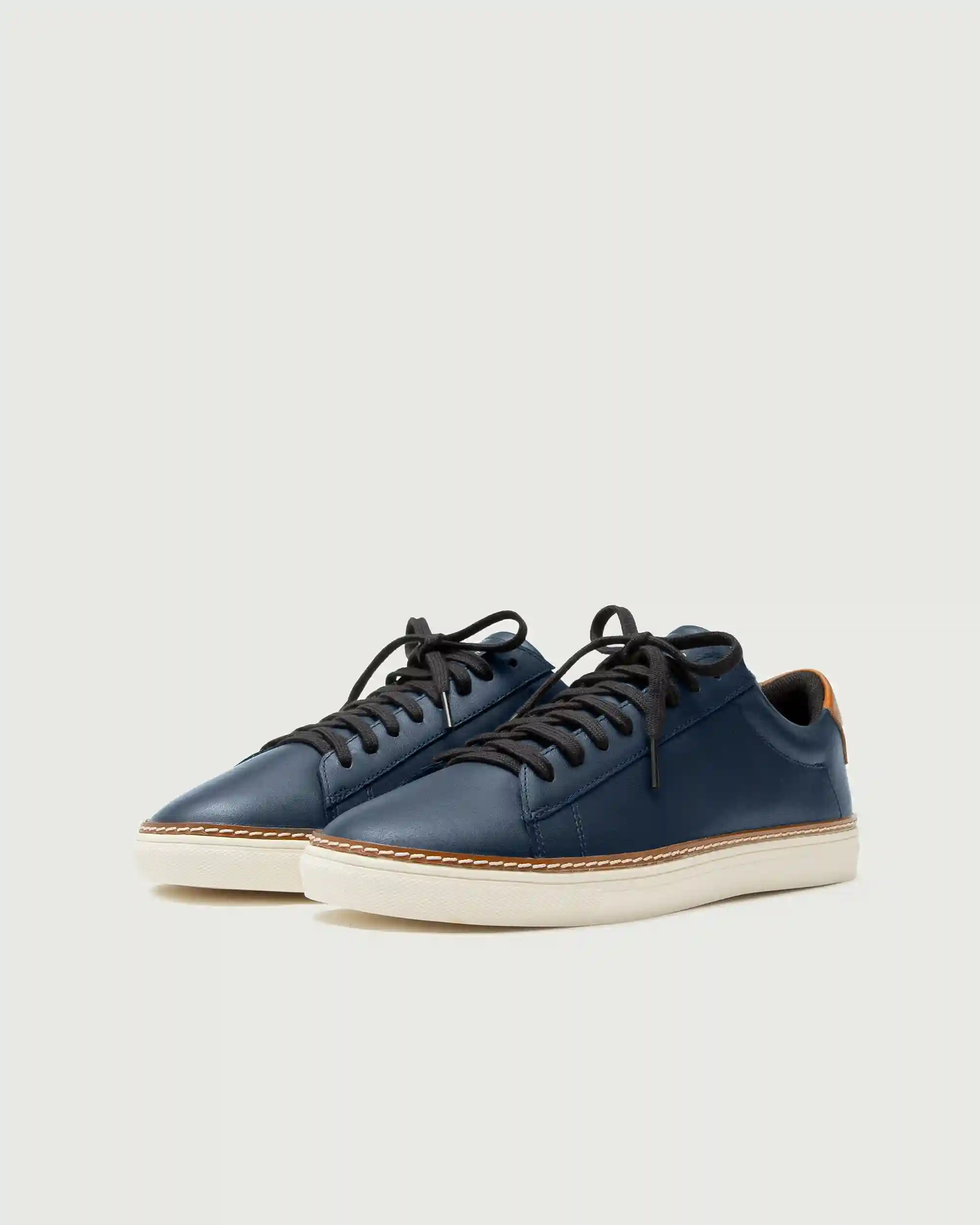 Alternative view of Low 1 Pro | Navy