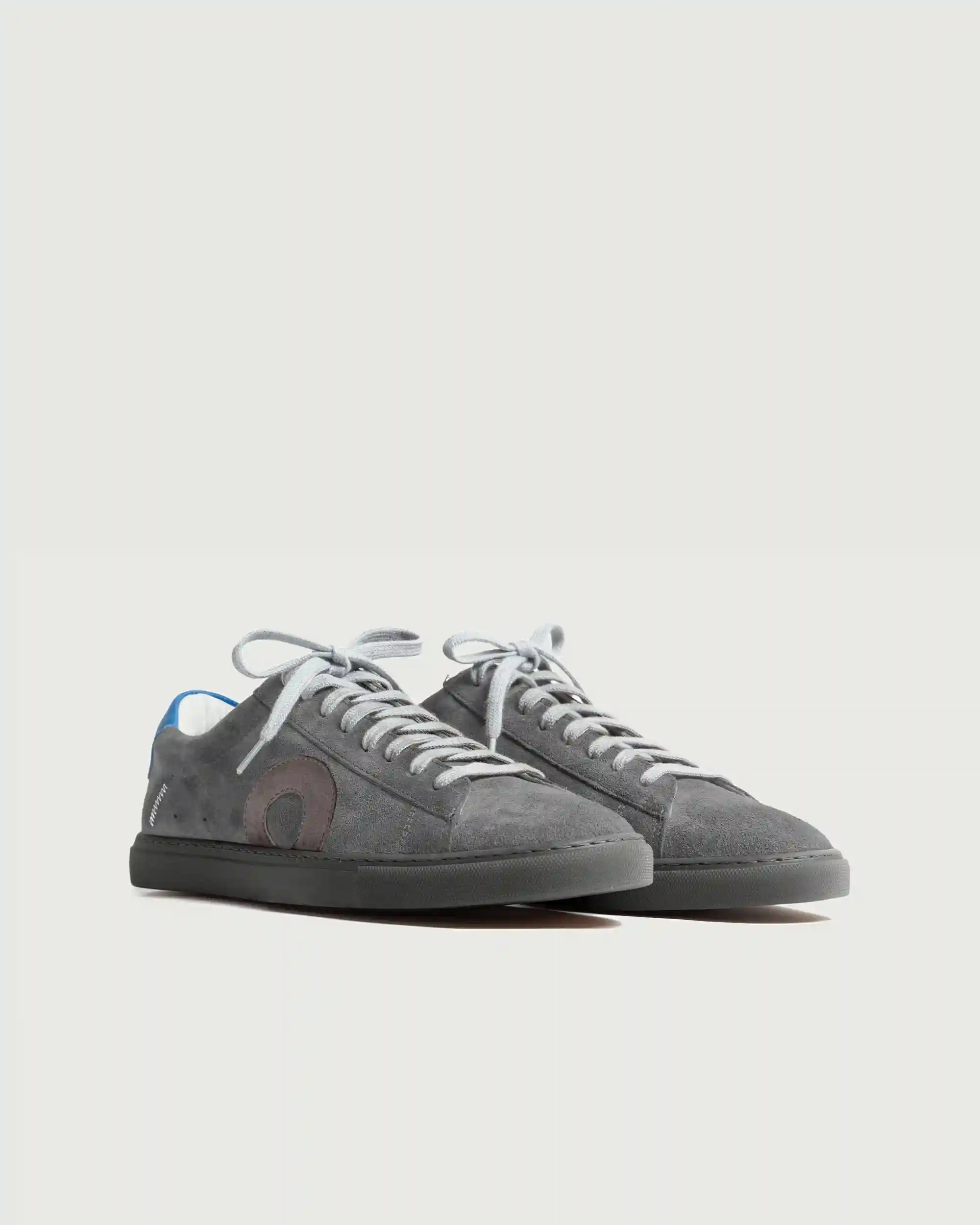 Alternative view of Low 1 | Pigment