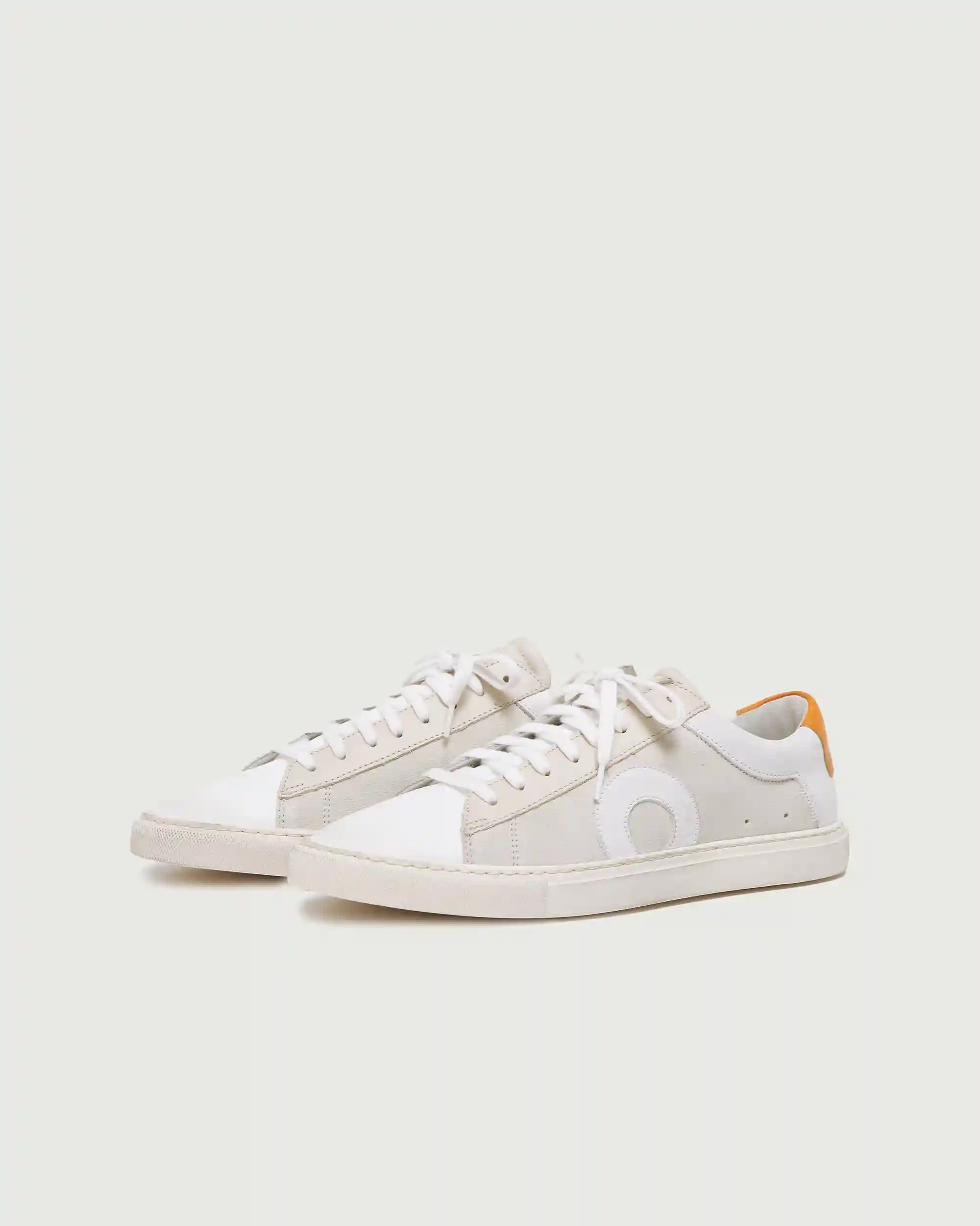 Alternative view of Low 1 | Mango